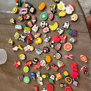 Crocs 70 Ribbitz/Charms for your Crocs. Colorful to switch up!